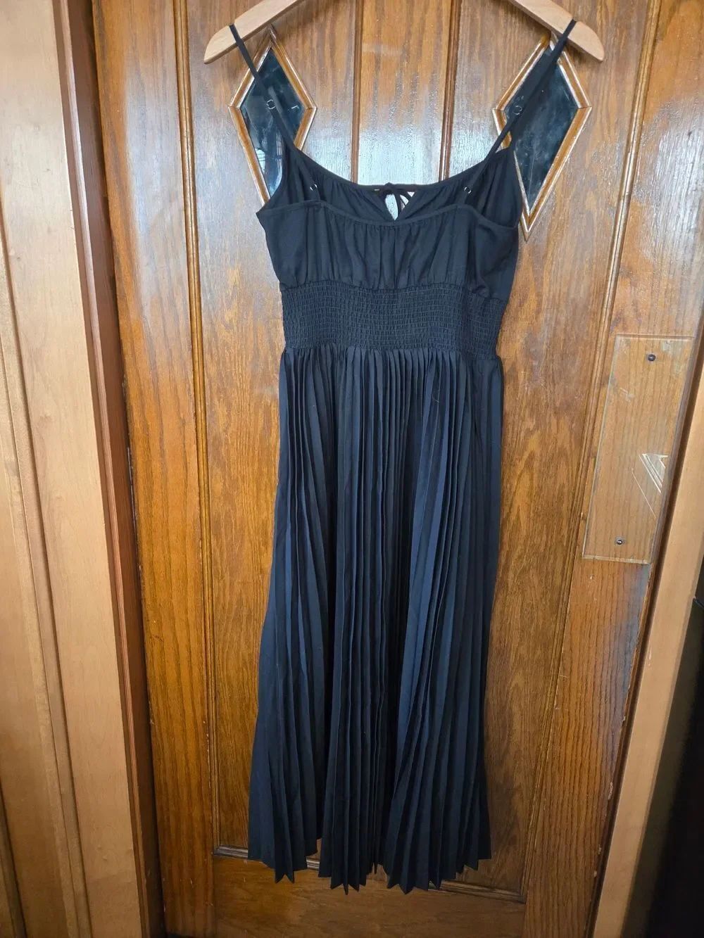 J Crew Black Pleated Midi Dress with Smocking And Spaghetti Straps Size 0 - Picture 10 of 15